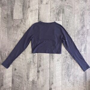 Athleta Simone Biles Purple Open Back Long Sleeve Crop Top Thumbholes Large